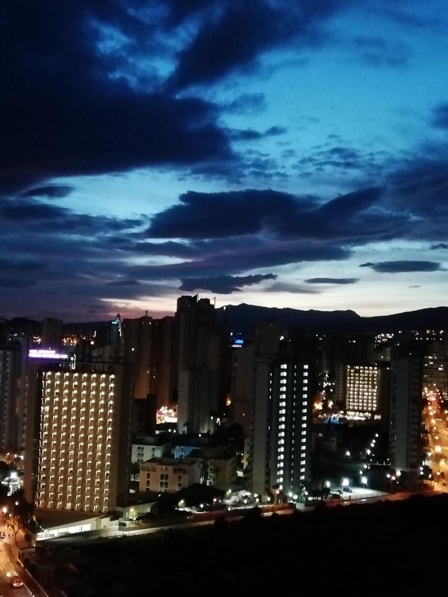 Sunshine Apartament Διαμέρισμα Μπένιντορμ Δωμάτιο φωτογραφία